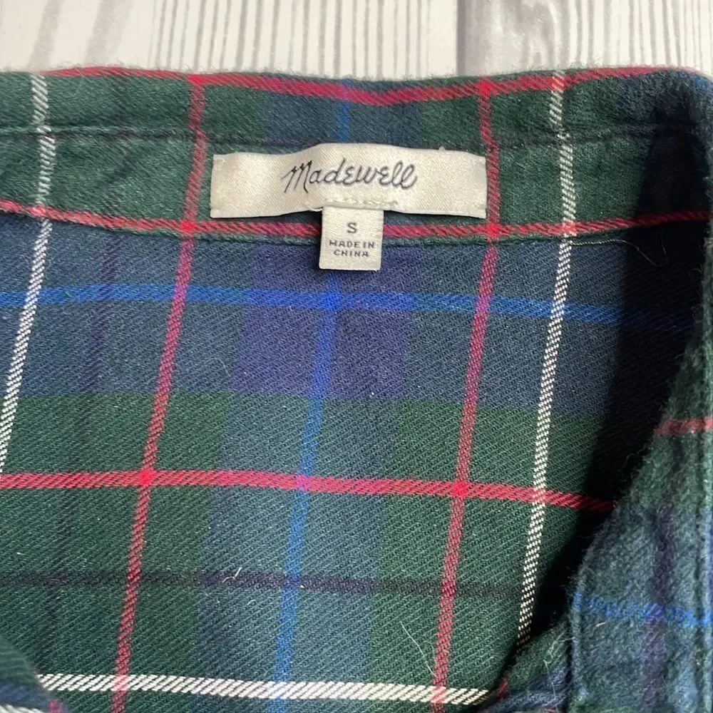 Madewell Flannel Oversized Ex-Boyfriend Shirt in Dark Plaid small